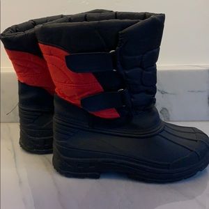 Kids snow boots